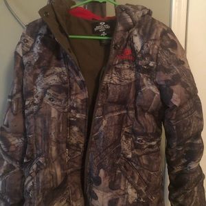 Mossy oak camo puffer jacket